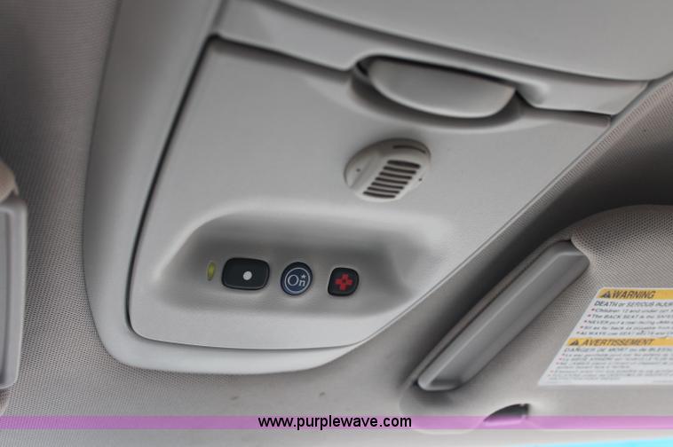 image for item C2760 2002 Buick Rendezvous CX SUV