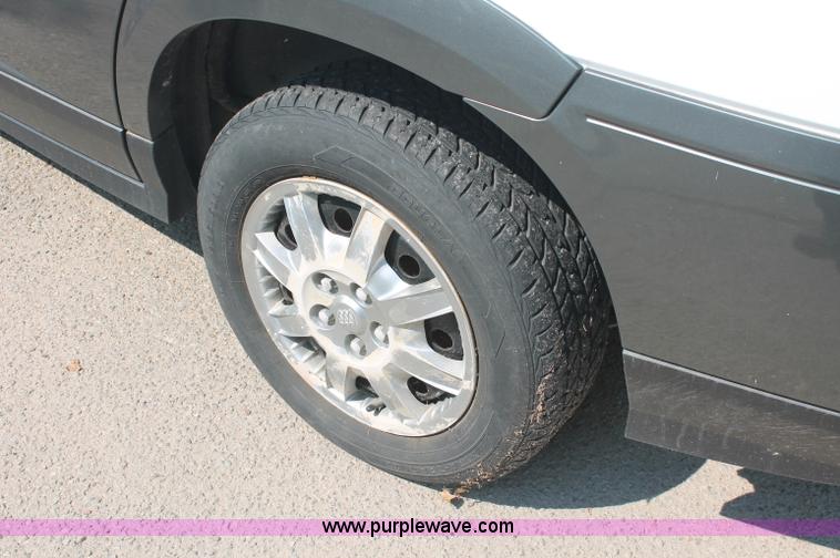 image for item C2760 2002 Buick Rendezvous CX SUV