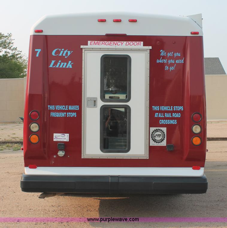 image for item C2761 2007 Ford E450 Super Duty transit bus