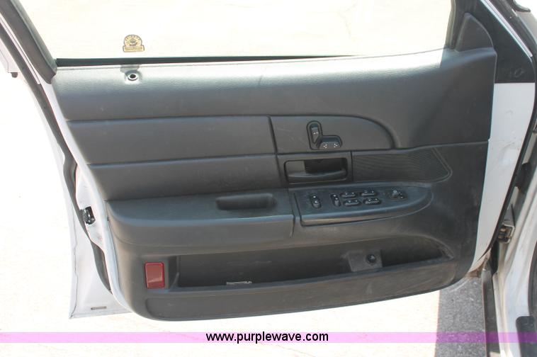 image for item C2774 2007 Ford Crown Victoria Police Interceptor