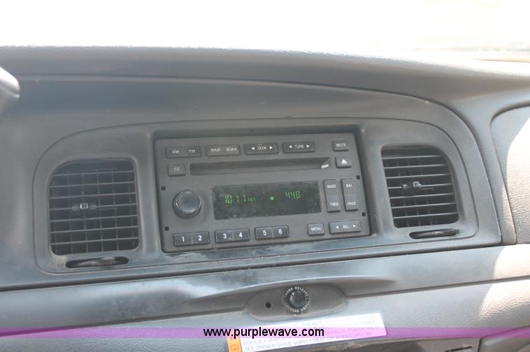 image for item C2774 2007 Ford Crown Victoria Police Interceptor