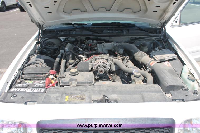 image for item C2774 2007 Ford Crown Victoria Police Interceptor