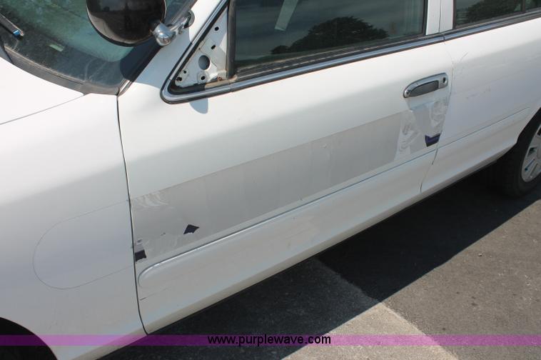 image for item C2774 2007 Ford Crown Victoria Police Interceptor