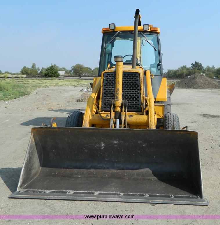 image for item D3859 1990 John Deere 310C backhoe