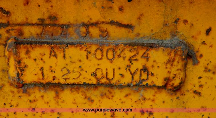 image for item D3859 1990 John Deere 310C backhoe