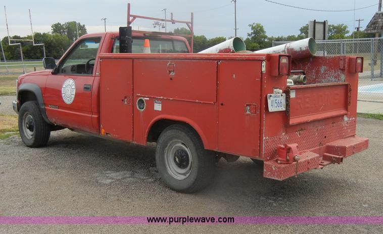 image for item D4395 1998 Chevrolet Cheyenne K2500 pickup truck