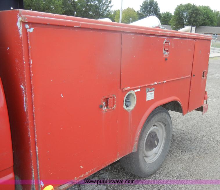 image for item D4395 1998 Chevrolet Cheyenne K2500 pickup truck