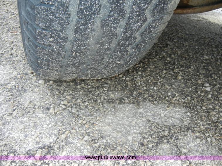 image for item D4396 1990 Chevrolet Cheyenne C2500 pickup truck