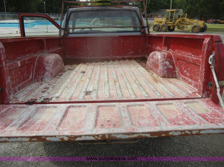 image for item D4396 1990 Chevrolet Cheyenne C2500 pickup truck