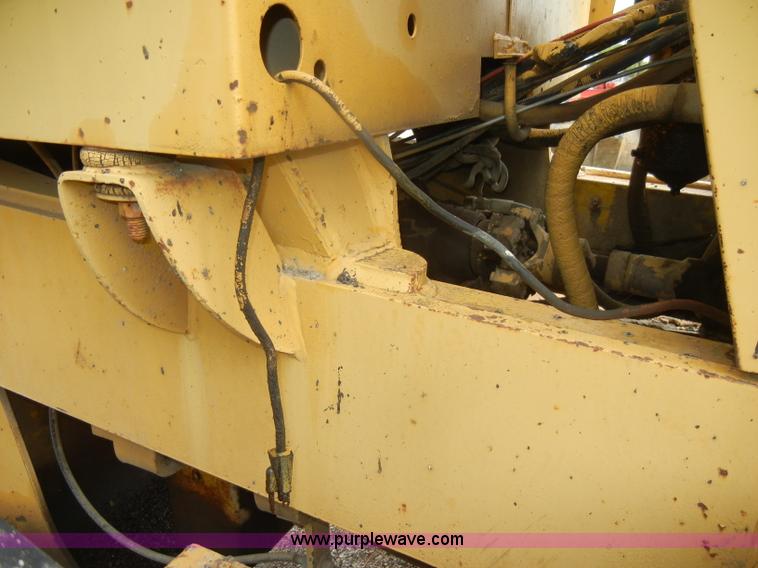 image for item D4397 1979 Champion 715 motor grader
