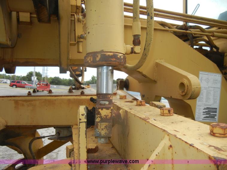 image for item D4397 1979 Champion 715 motor grader