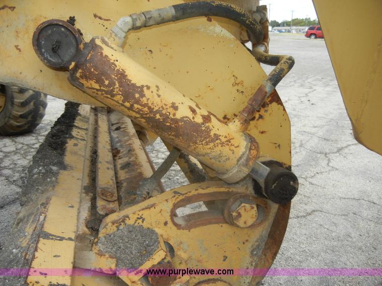 image for item D4397 1979 Champion 715 motor grader