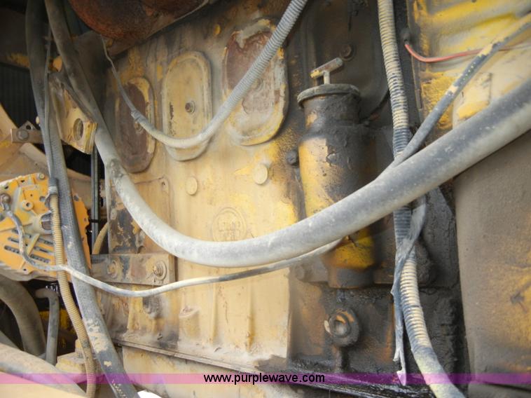 image for item D4397 1979 Champion 715 motor grader