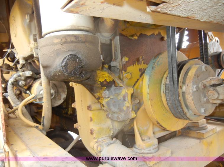 image for item D4397 1979 Champion 715 motor grader