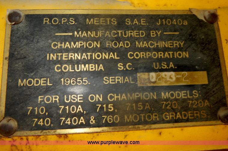 image for item D4397 1979 Champion 715 motor grader