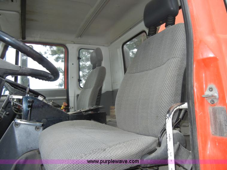 image for item D4398 1992 GMC Johnston 600 street sweeper