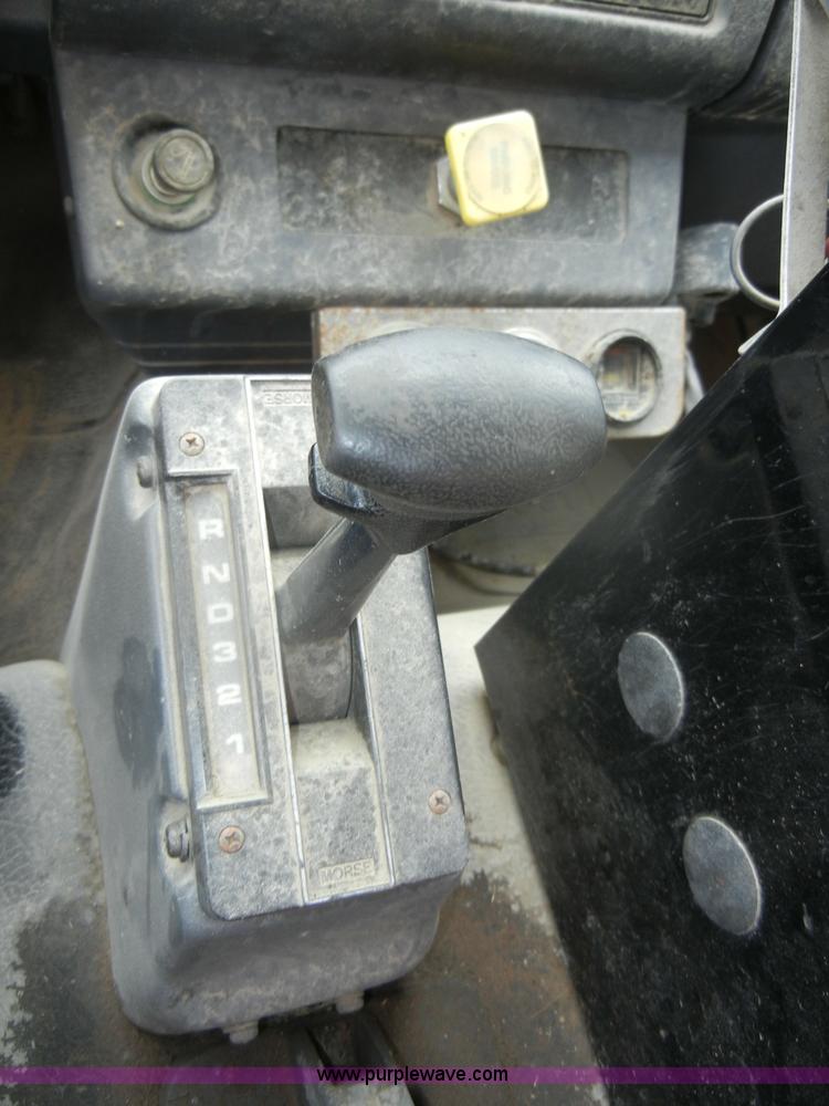 image for item D4398 1992 GMC Johnston 600 street sweeper