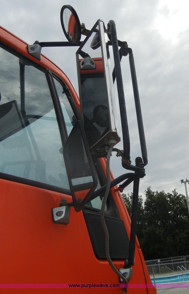 image for item D4398 1992 GMC Johnston 600 street sweeper