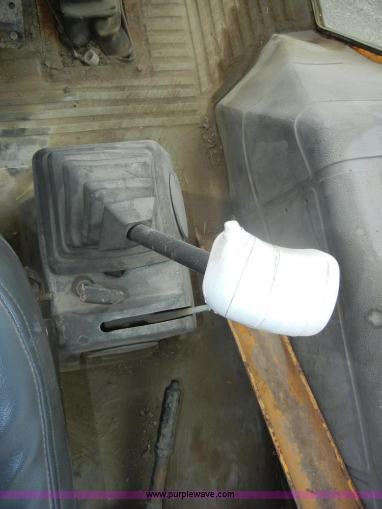 image for item D4399 1986 JCB 1400B backhoe