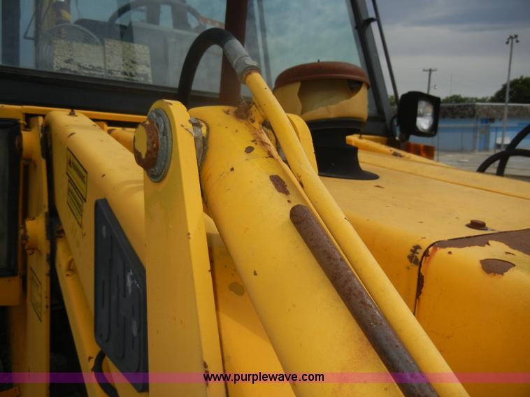 image for item D4399 1986 JCB 1400B backhoe