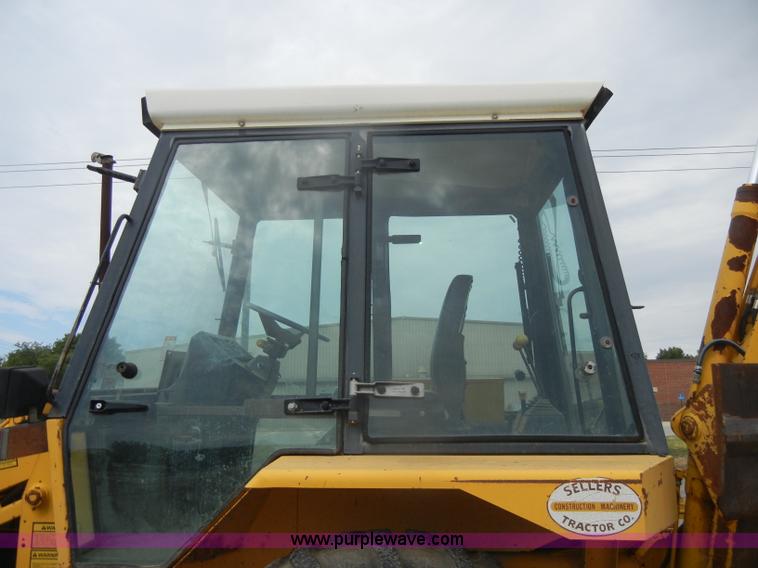 image for item D4399 1986 JCB 1400B backhoe