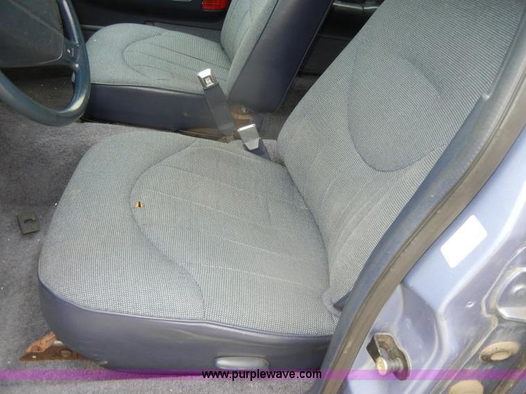 image for item D4404 1995 Ford Crown Victoria