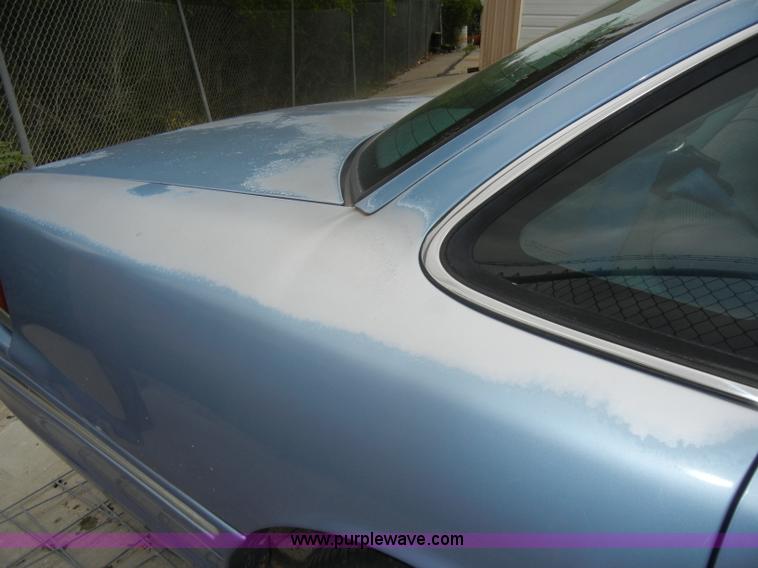 image for item D4404 1995 Ford Crown Victoria