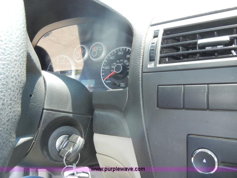 image for item D4433 2008 Ford Fusion