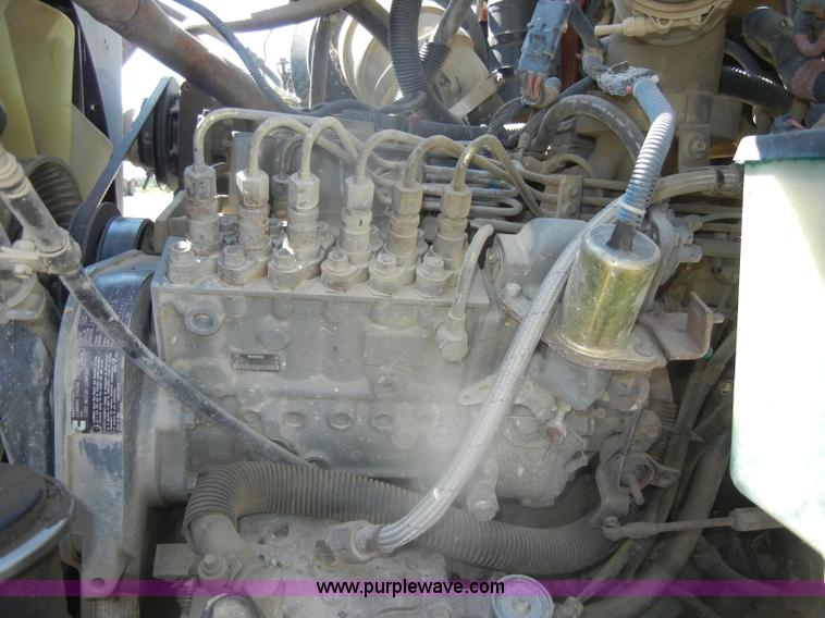 image for item D4604 1996 Ford L8000 dump truck