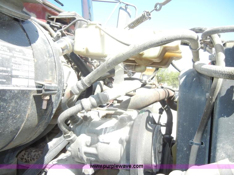 image for item D4604 1996 Ford L8000 dump truck