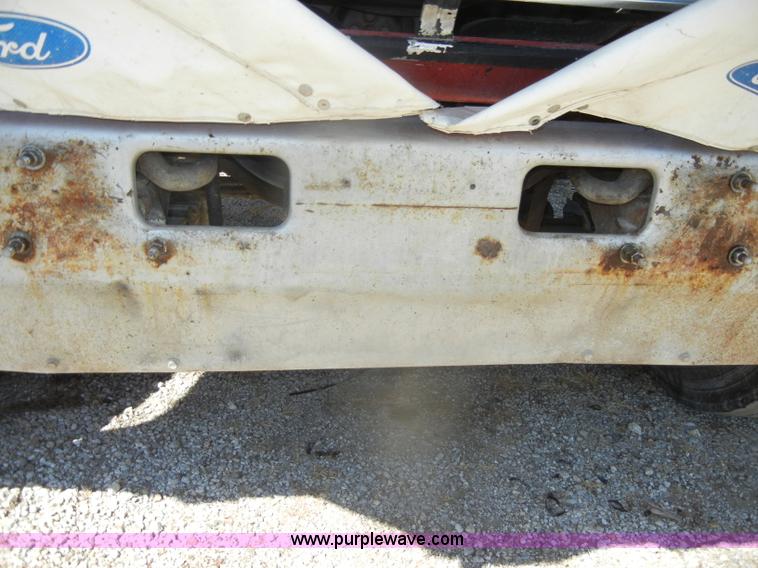 image for item D4605 1993 Ford L8000 dump truck