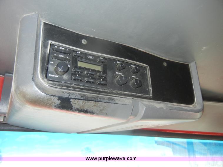 image for item D4606 1996 Ford L8000 dump truck