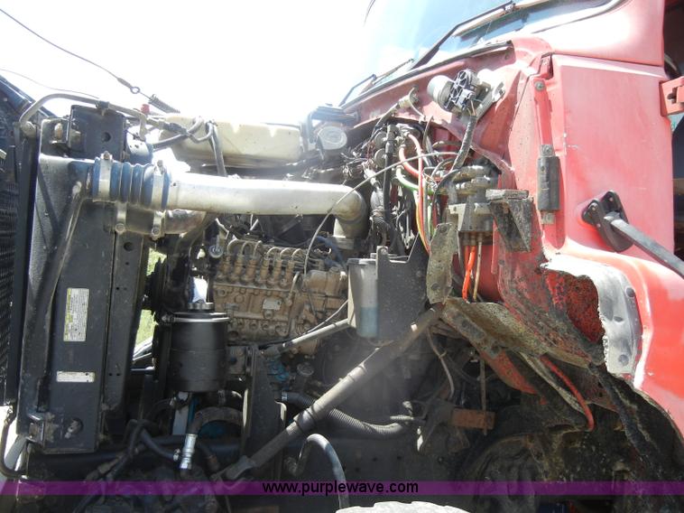 image for item D4606 1996 Ford L8000 dump truck