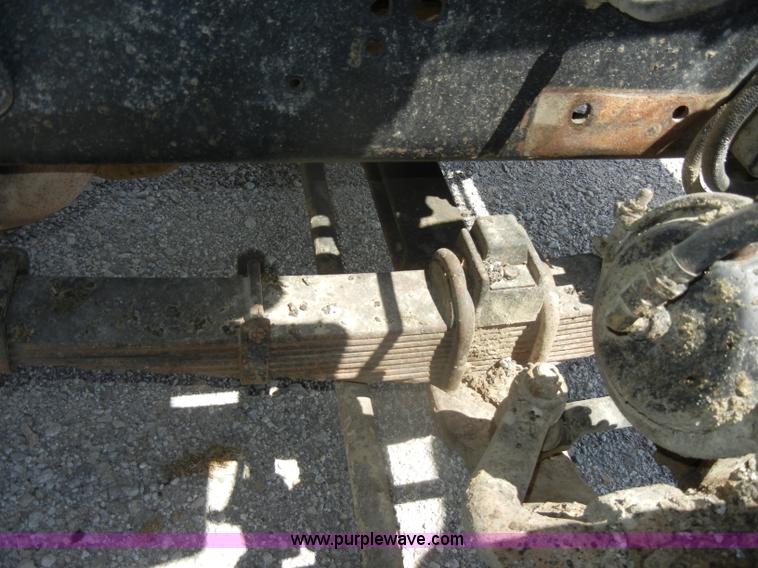 image for item D4606 1996 Ford L8000 dump truck