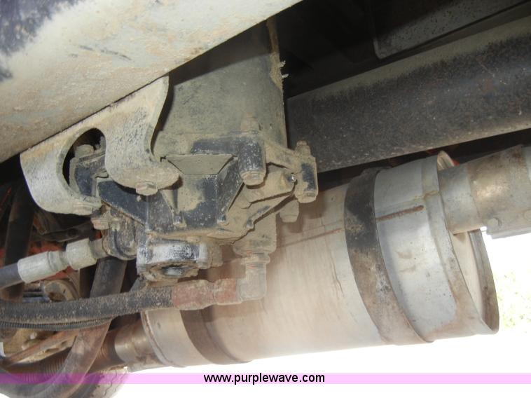 image for item D4606 1996 Ford L8000 dump truck