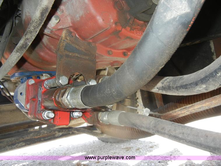 image for item D4606 1996 Ford L8000 dump truck