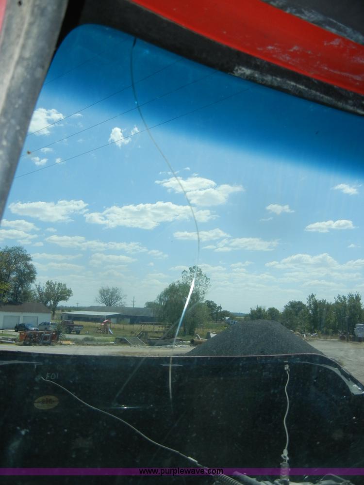 image for item D4606 1996 Ford L8000 dump truck