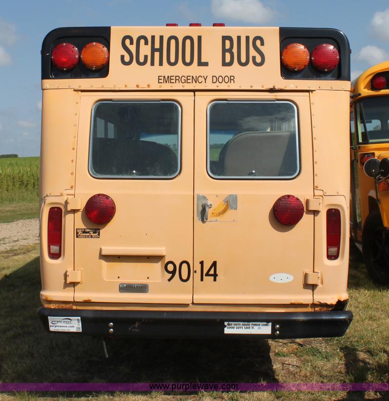 image for item G4690 1991 Ford E350 Collins school bus