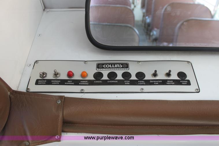 image for item G4690 1991 Ford E350 Collins school bus