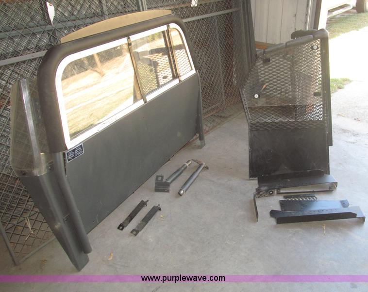 image for item K9583 Vehicle prisoner barriers