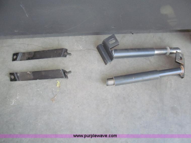 image for item K9583 Vehicle prisoner barriers