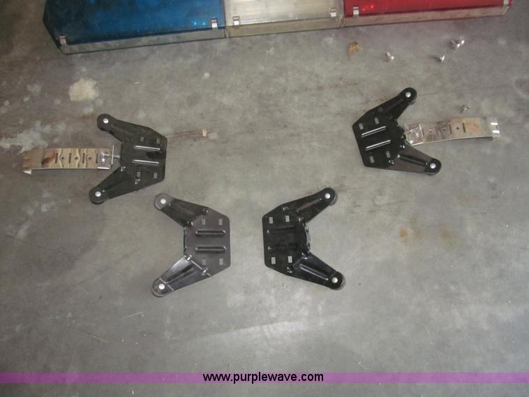 image for item K9584 (4) light bars