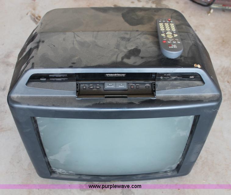 image for item L9899 Assorted electronics