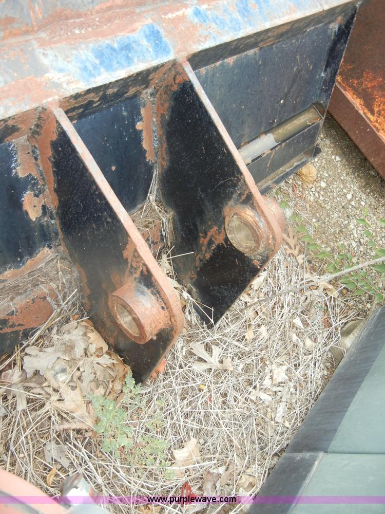 image for item M9725 Backhoe bucket attachment