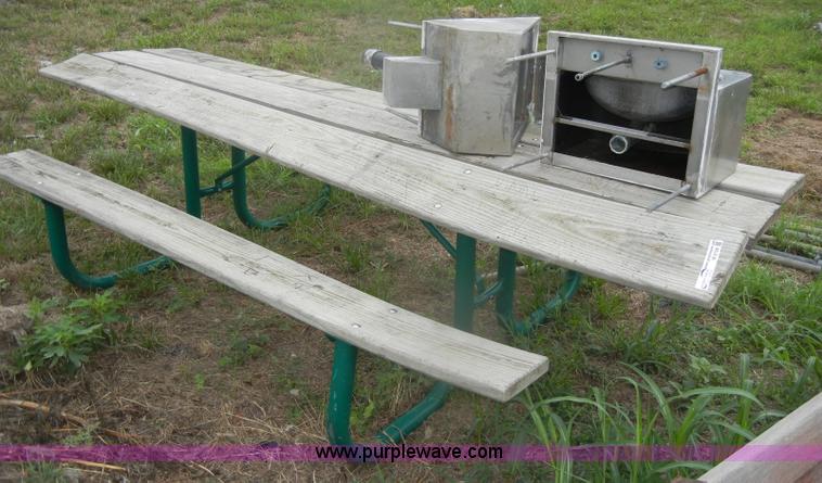 image for item M9728 Assorted park equipment