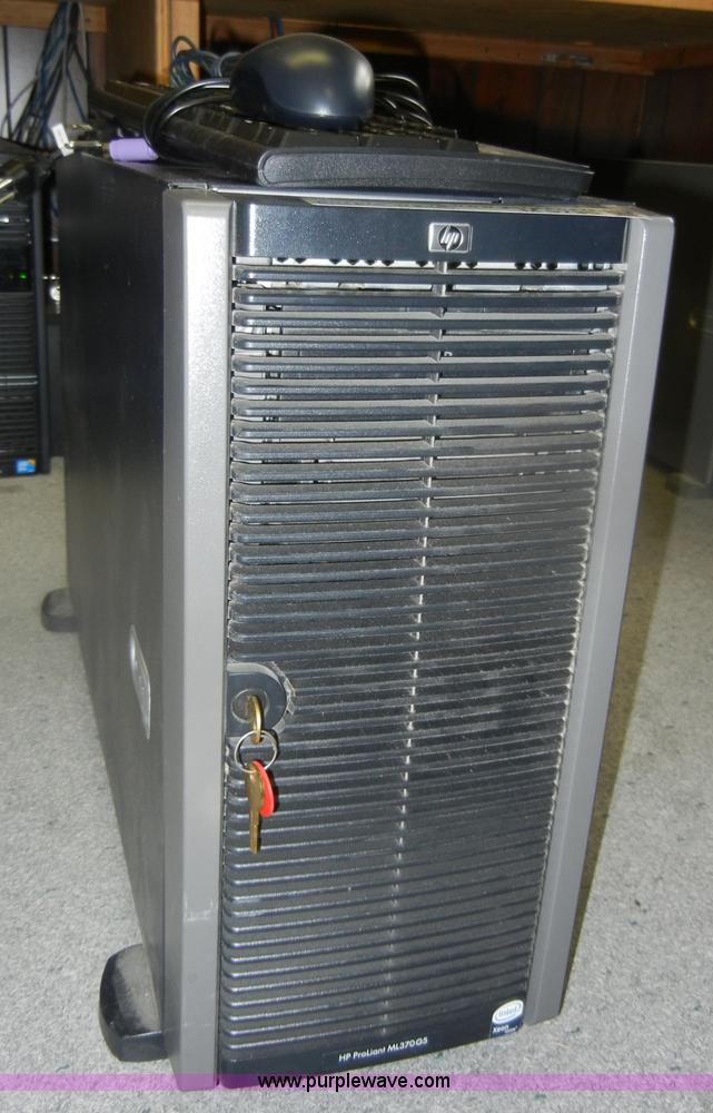image for item M9735 HP ProLiant ML37065 server