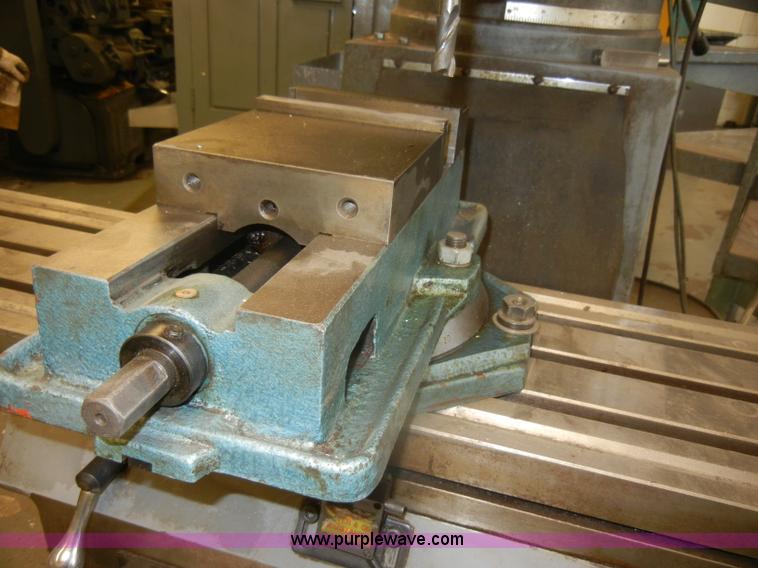 image for item N9504 Nova vertical milling machine