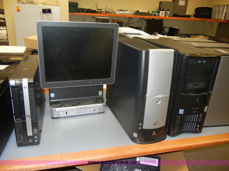 image for item N9565 (92) assorted Dell and Gateway towers