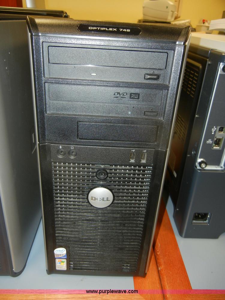 image for item N9565 (92) assorted Dell and Gateway towers