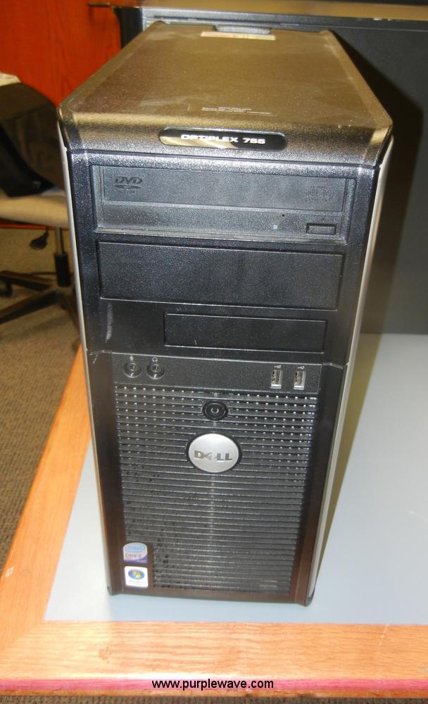 image for item N9565 (92) assorted Dell and Gateway towers